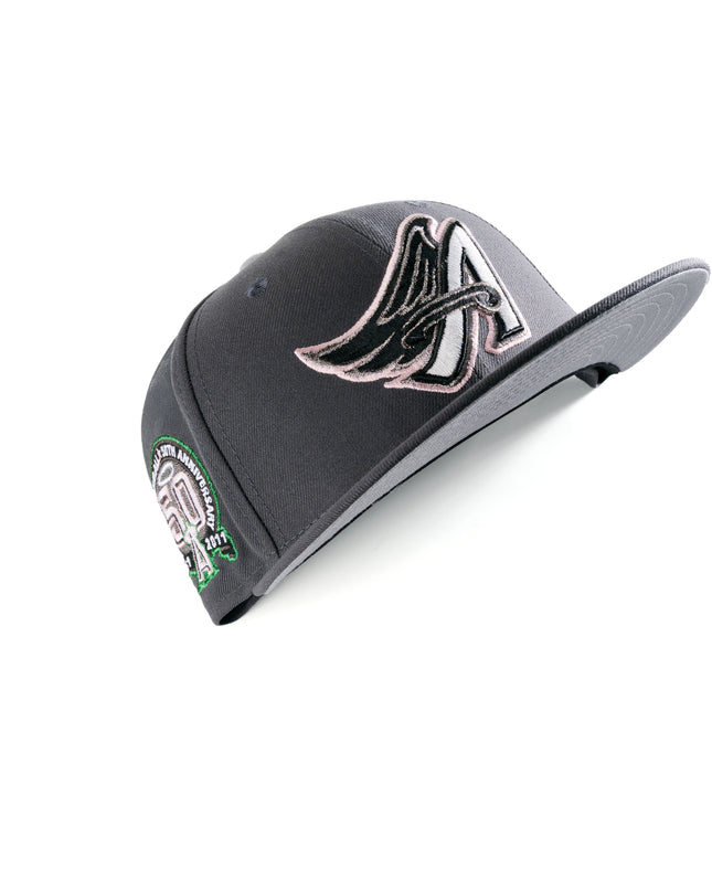 New Era Anaheim Angels Pink Smoke 59Fifty Fitted Hat