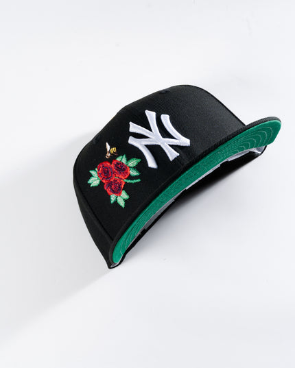 New Era New York Yankees Thorn and Sting 59Fifty Fitted Hat