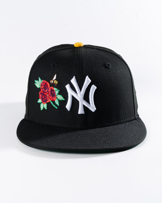 New Era New York Yankees Thorn and Sting 59Fifty Fitted Hat