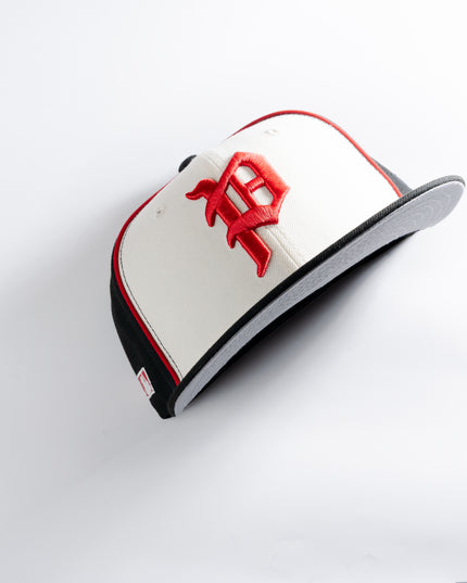 New Era Philadelphia Phillies Old English 59Fifty Fitted Hat